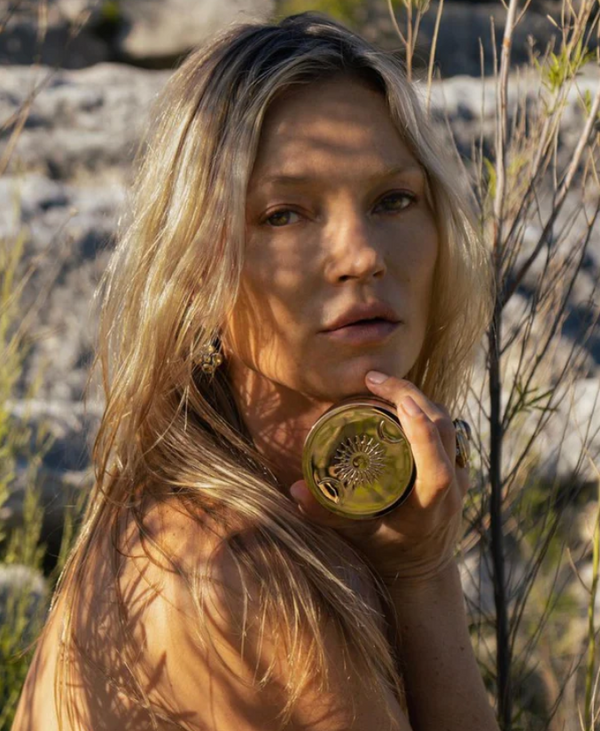 The Super-Natural Kate Moss