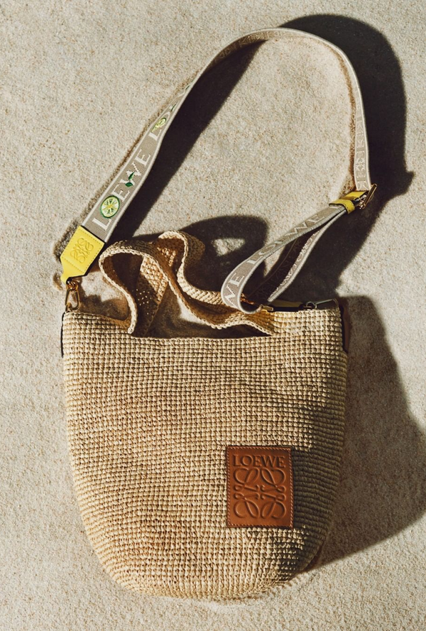 Mini Slit Bag in Raffia with Cocktail Strap in Anagram
