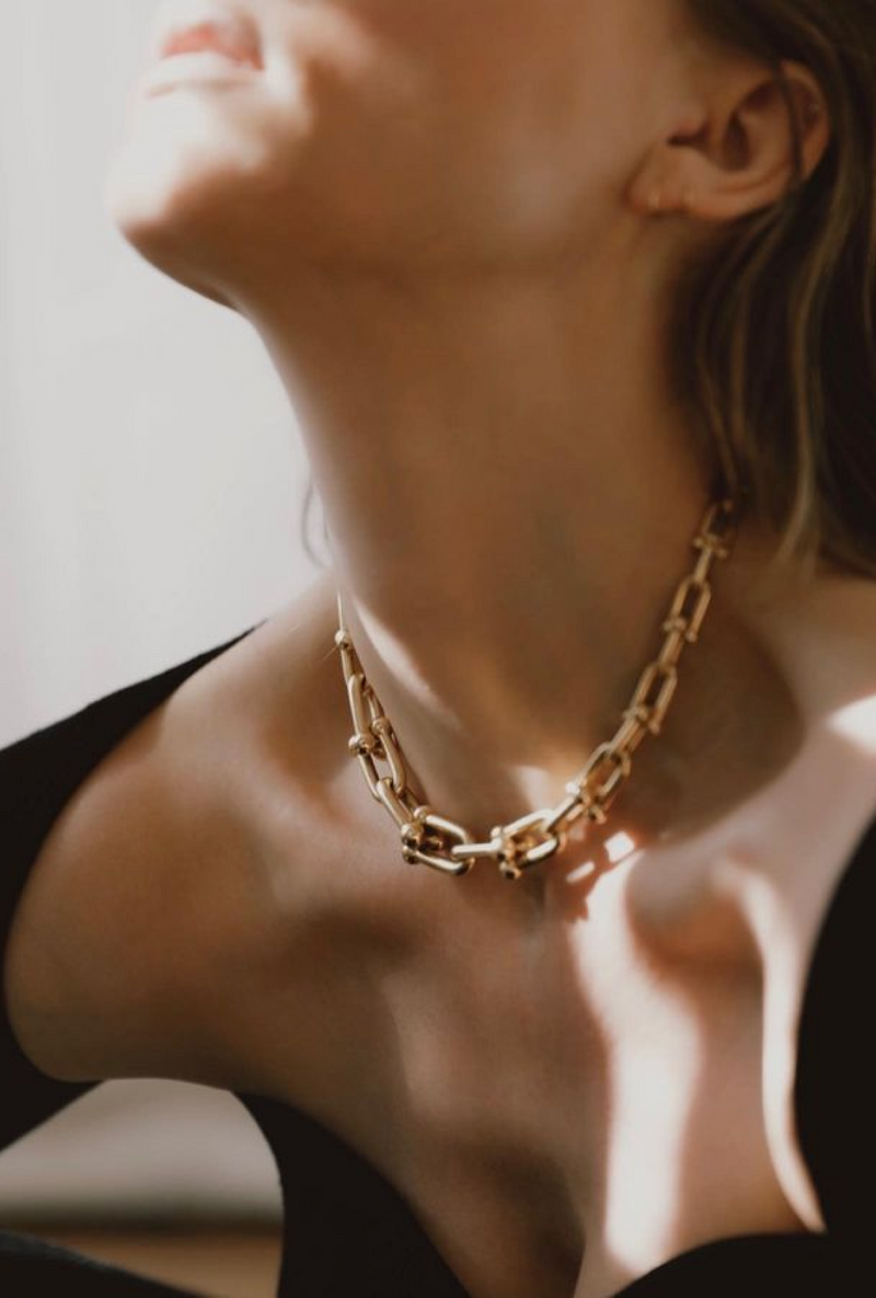 Graduated Link Necklace in Yellow Gold – Sven & Co.