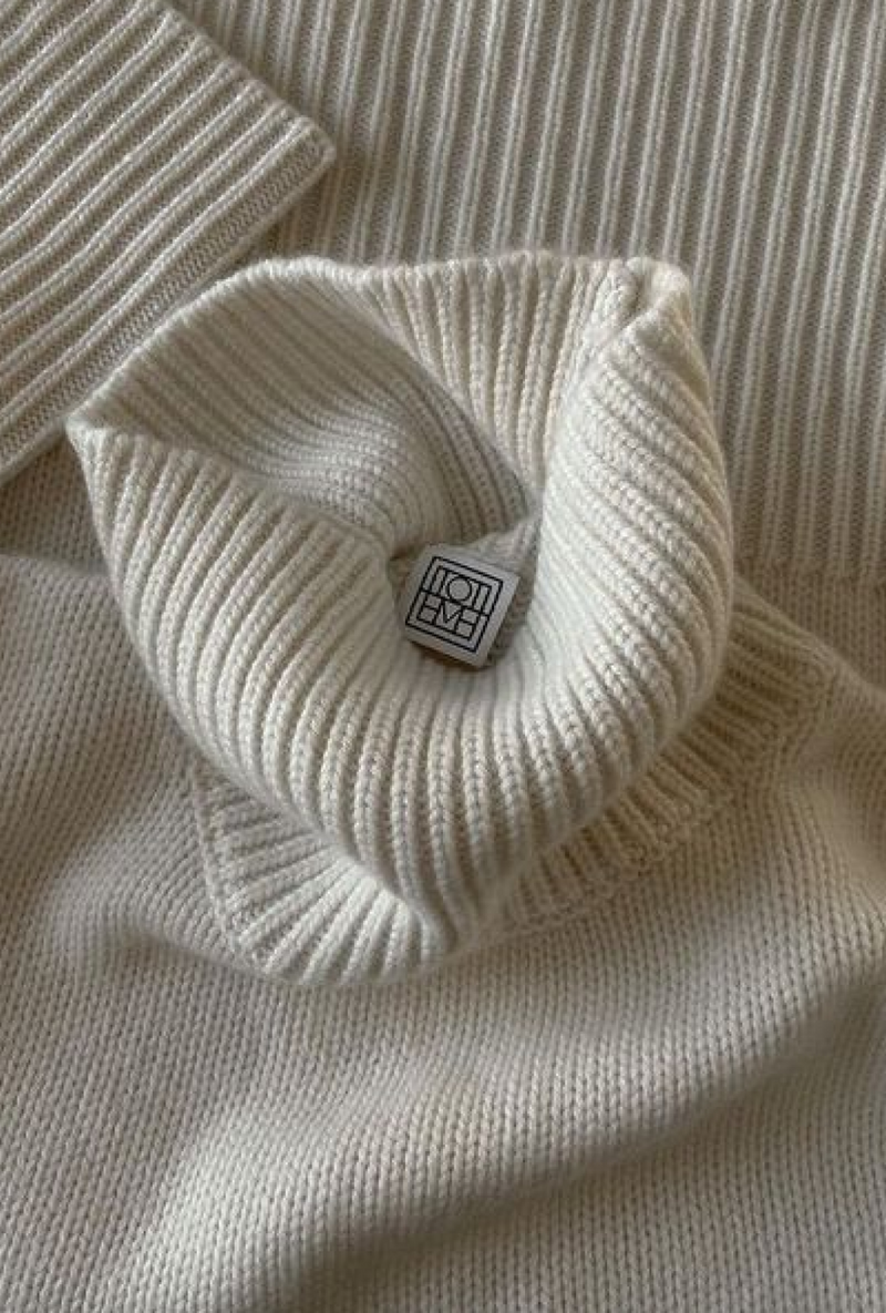 Wool cashmere turtleneck